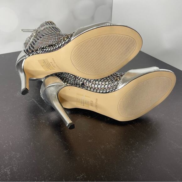 Nine West Imery Mesh Peep Toe Booties Silver Women’s Sz 6.5 - Picture 7 of 8